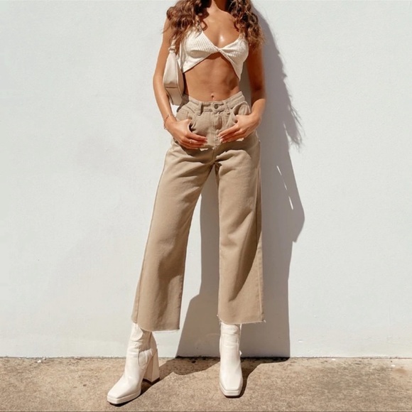 Princess Polly Ruby Cropped Jeans in Tan - Picture 2 of 8